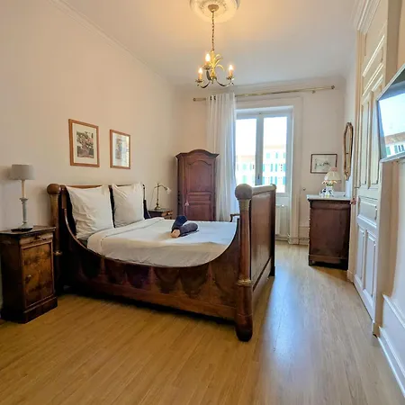 Apartament Grand Place Du Marche