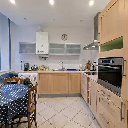 Grand Place Du Marche Apartment Roanne